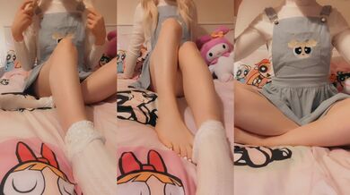 ✨【人妖伪娘控狂喜】英国零零后萝莉系CD美妖「Arabella」OF日常私拍，可爱子弹头包皮小鸡鸡自慰撸射②   (8)